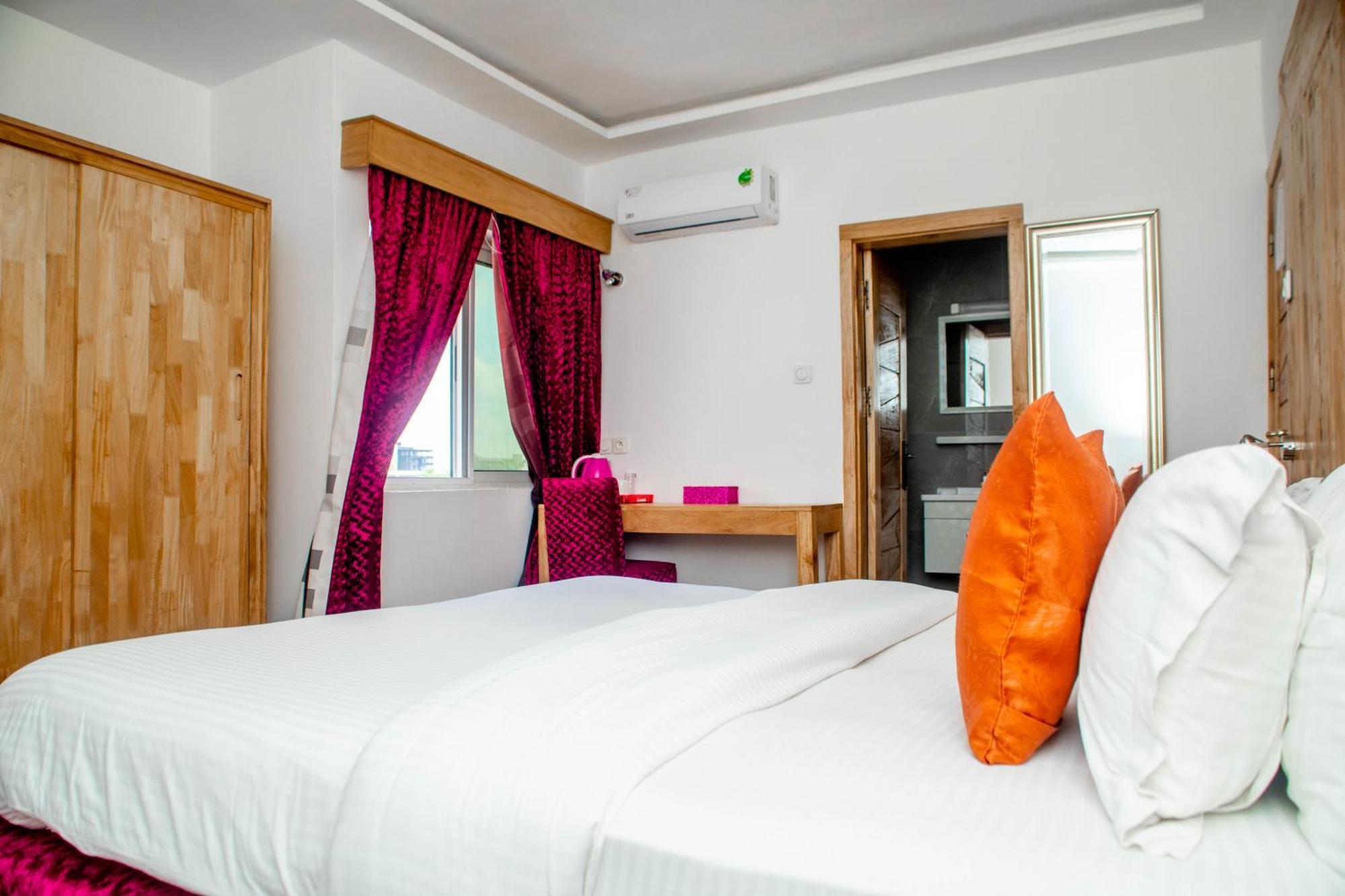 Hotel Les Orchidees コトヌー 部屋 写真